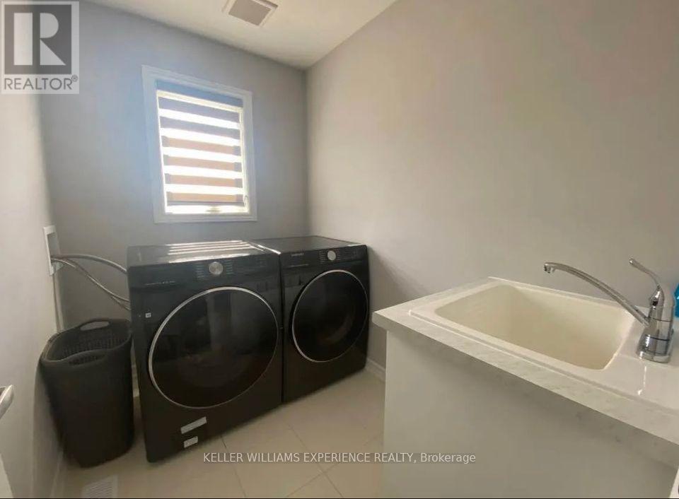 121 Sebastian Street, Blue Mountains, Ontario  N0H 1J0 - Photo 15 - X12981566