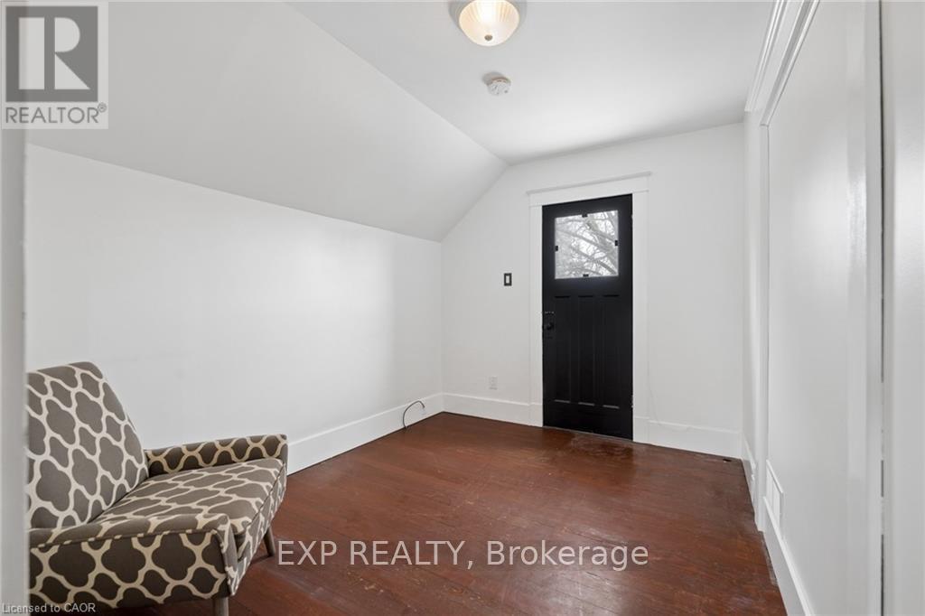 50 Walnut Street, Kitchener, Ontario  N2G 1P6 - Photo 15 - X12981580