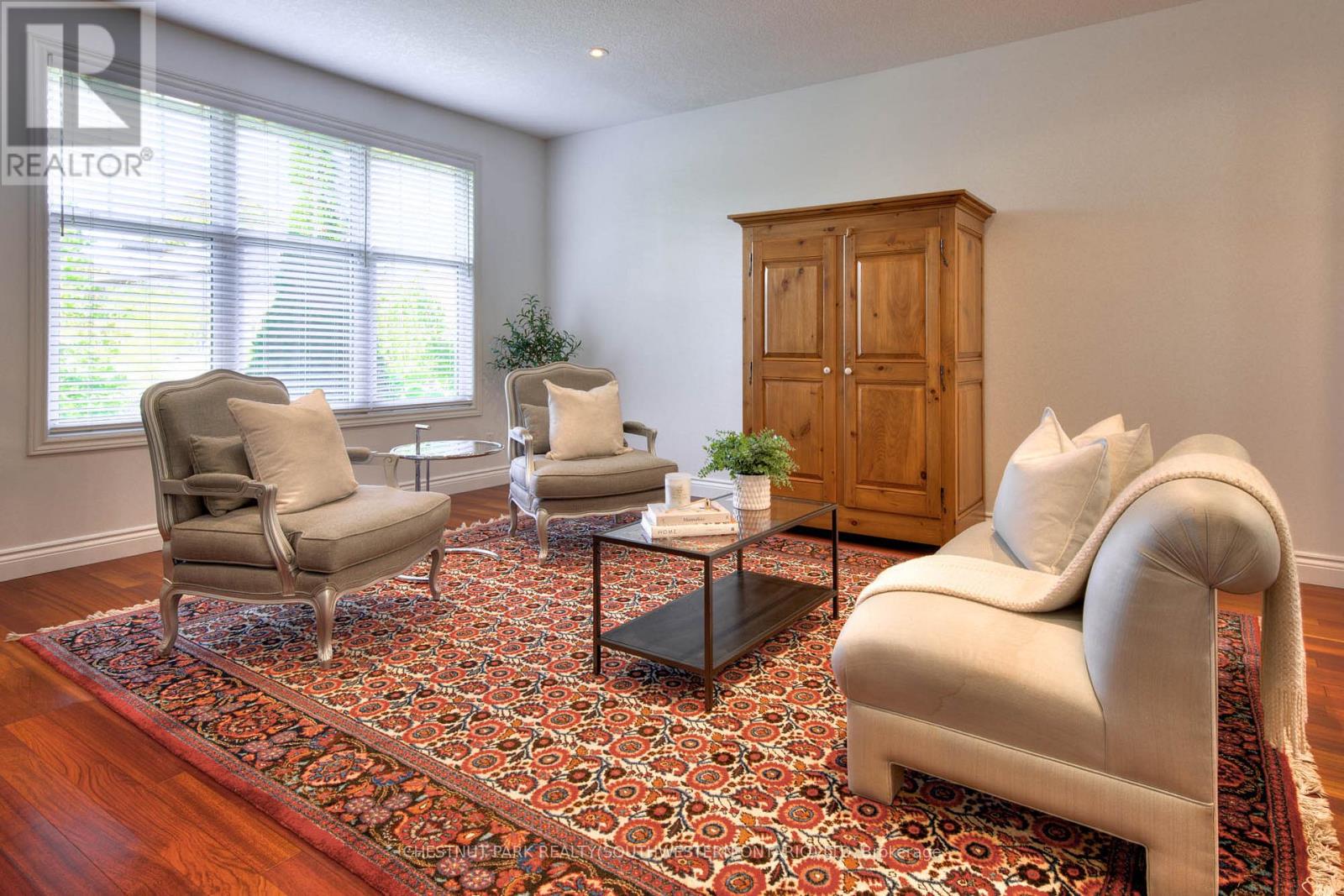 36 Fullerton Street, Waterloo, Ontario  N2L 6L4 - Photo 10 - X12981590