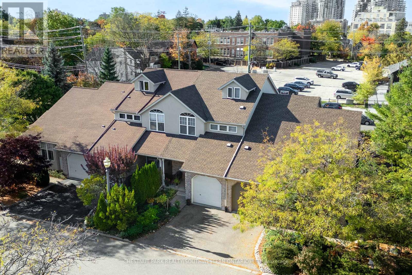 36 Fullerton Street, Waterloo, Ontario  N2L 6L4 - Photo 2 - X12981590