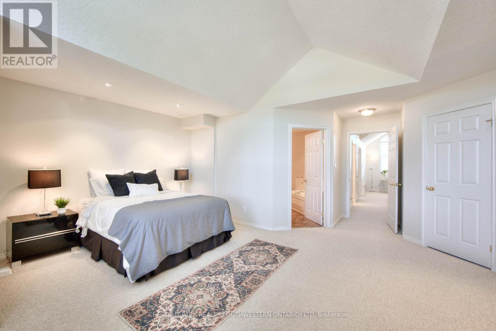 36 Fullerton Street, Waterloo, Ontario  N2L 6L4 - Photo 23 - X12981590