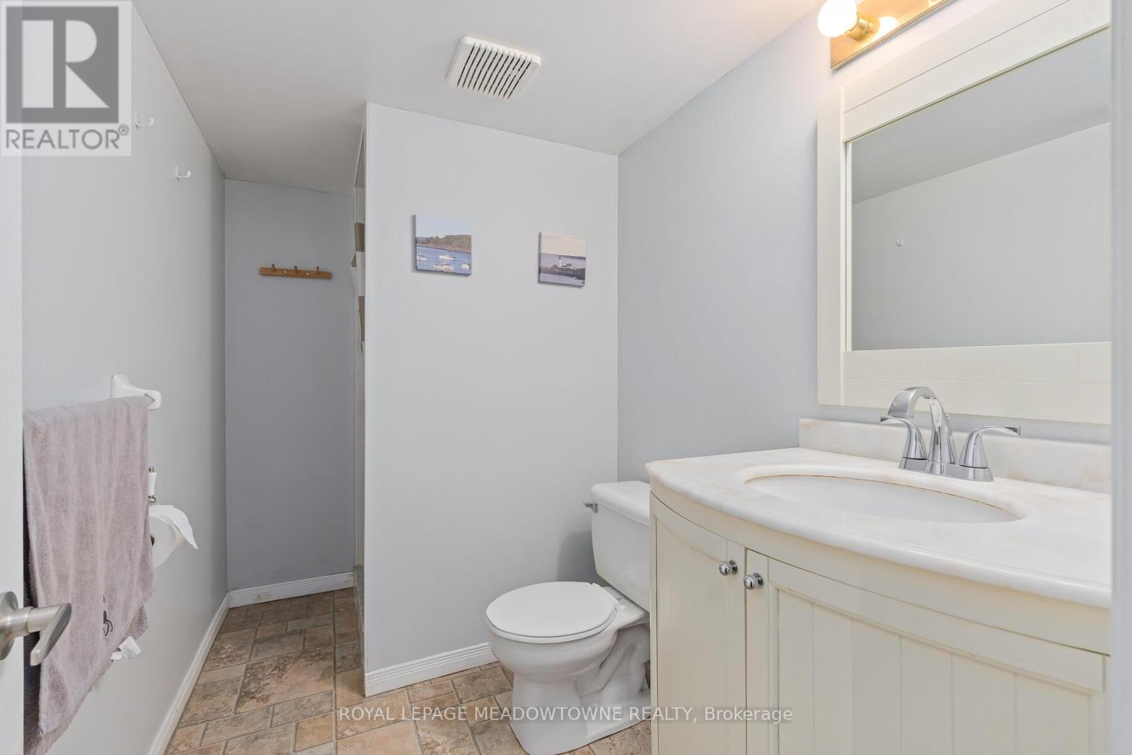 92 Hill Trail, Guelph, Ontario  N1E 7C9 - Photo 37 - X12981656