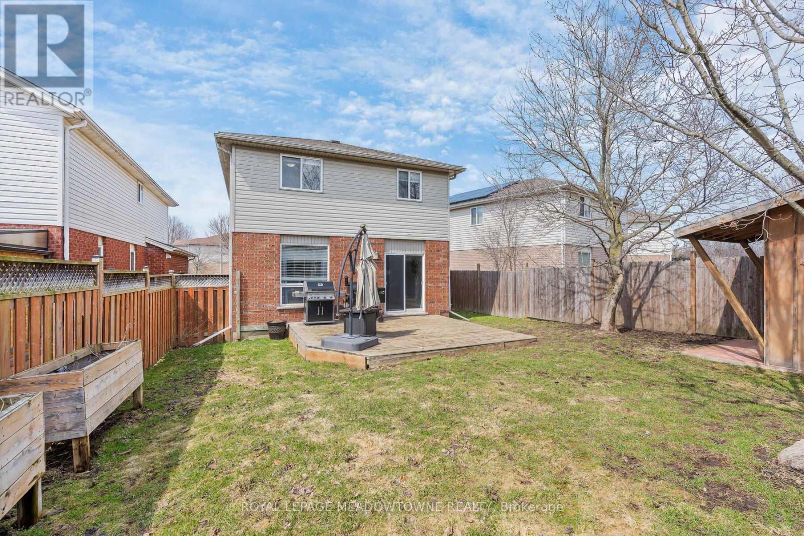 92 Hill Trail, Guelph, Ontario  N1E 7C9 - Photo 43 - X12981656