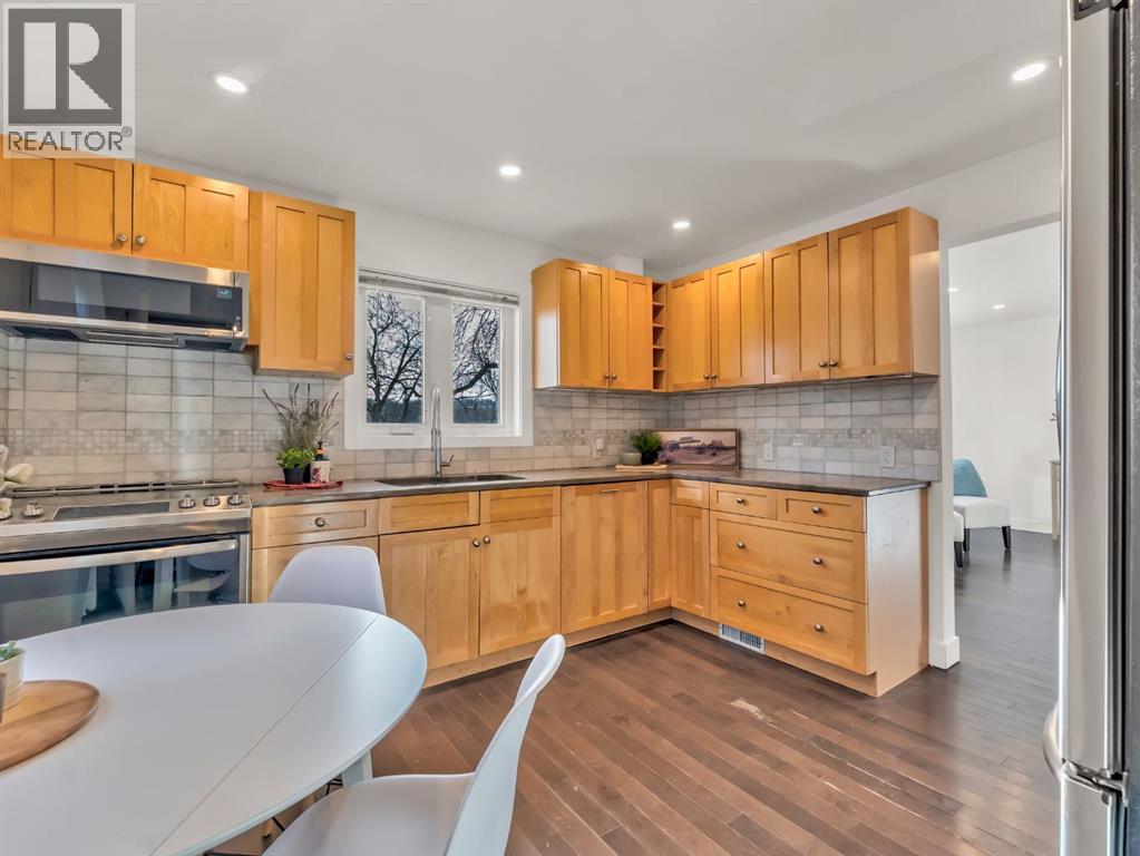 198 1 Street Ne, Medicine Hat, Alberta  T1A 5K3 - Photo 11 - A2279465