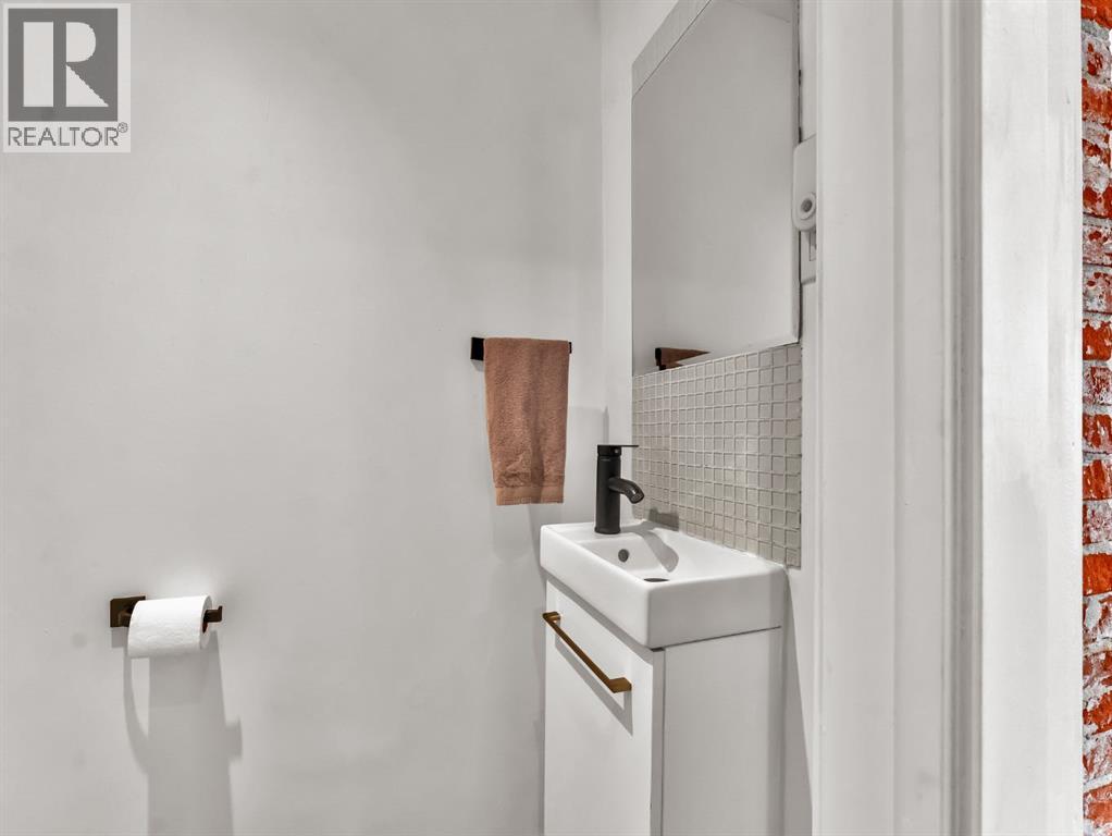 198 1 Street Ne, Medicine Hat, Alberta  T1A 5K3 - Photo 21 - A2279465