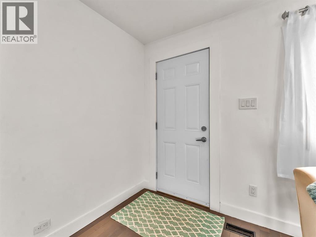 198 1 Street Ne, Medicine Hat, Alberta  T1A 5K3 - Photo 6 - A2279465