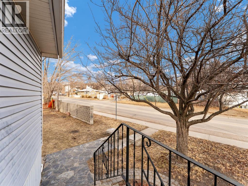 198 1 Street Ne, Medicine Hat, Alberta  T1A 5K3 - Photo 35 - A2279465