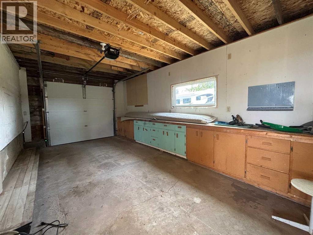 307 Centre Avenue, Coutts, Alberta  T0K 0N0 - Photo 27 - A2286761