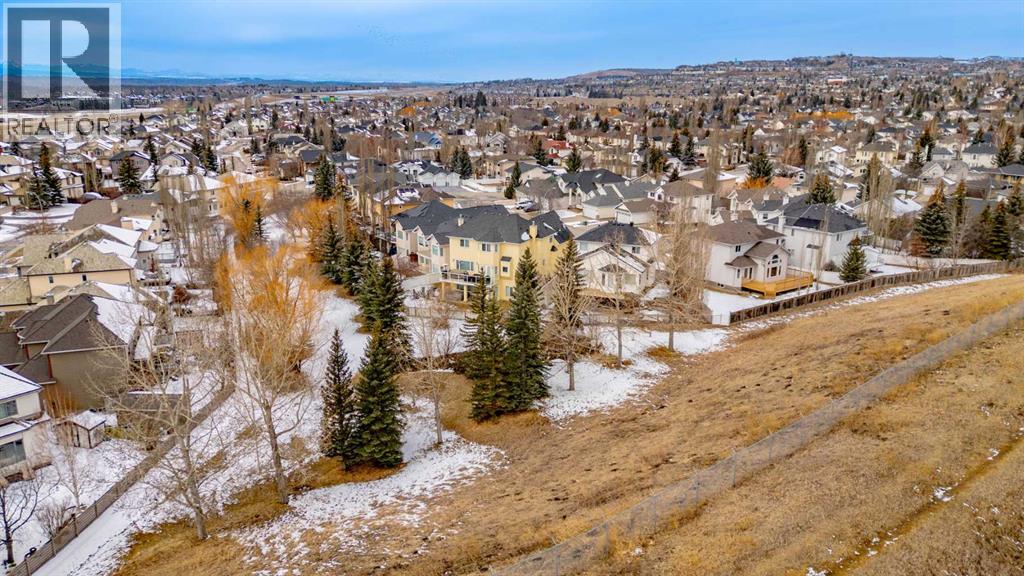 331 Sierra Madre Court SW, Calgary, Alberta  T3H 3G7 - Photo 49 - A2299948