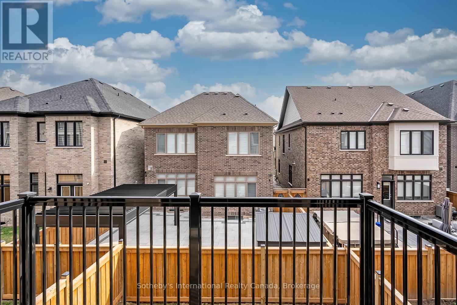 1492 Yellow Rose Circle, Oakville, Ontario  L6M 4G3 - Photo 10 - W12946828