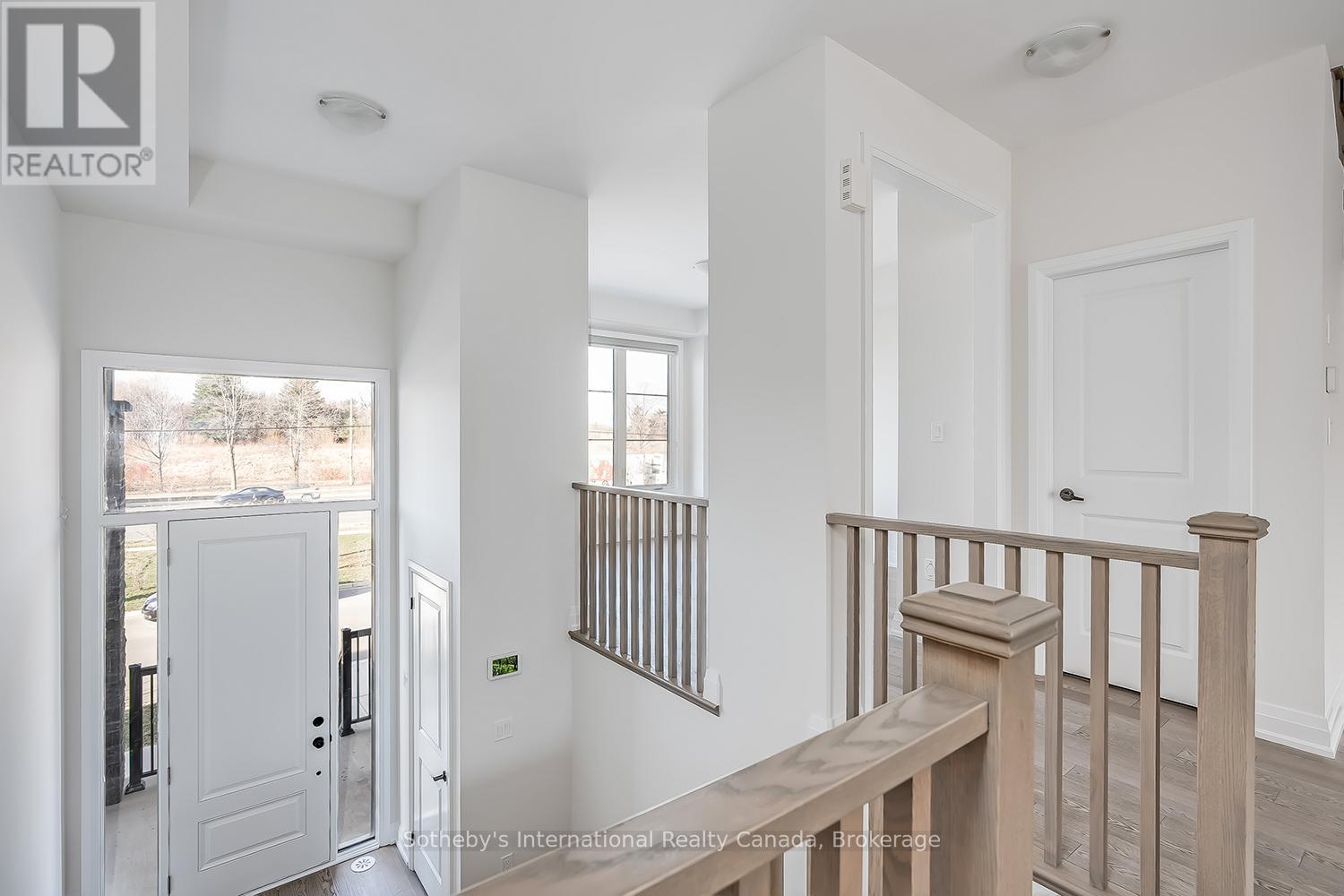 1492 Yellow Rose Circle, Oakville, Ontario  L6M 4G3 - Photo 23 - W12946828