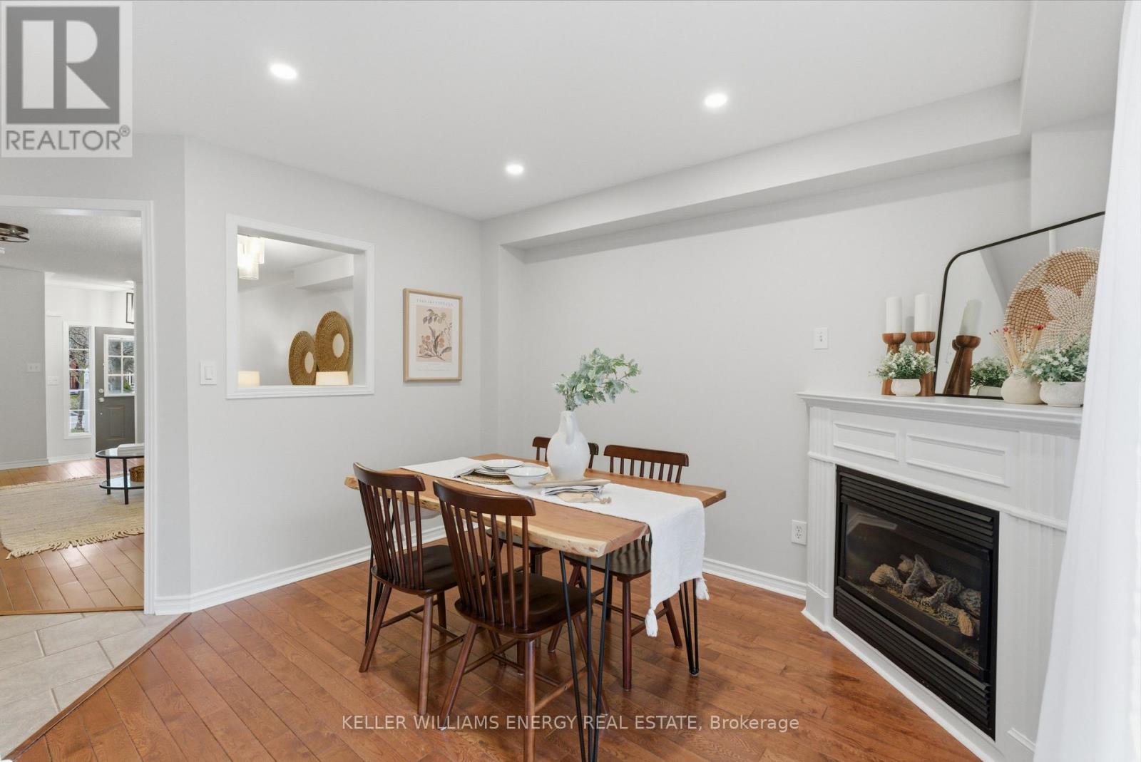 1698 Woodgate Trail, Oshawa, Ontario L1G 8B4 - Photo 10 - E12981756