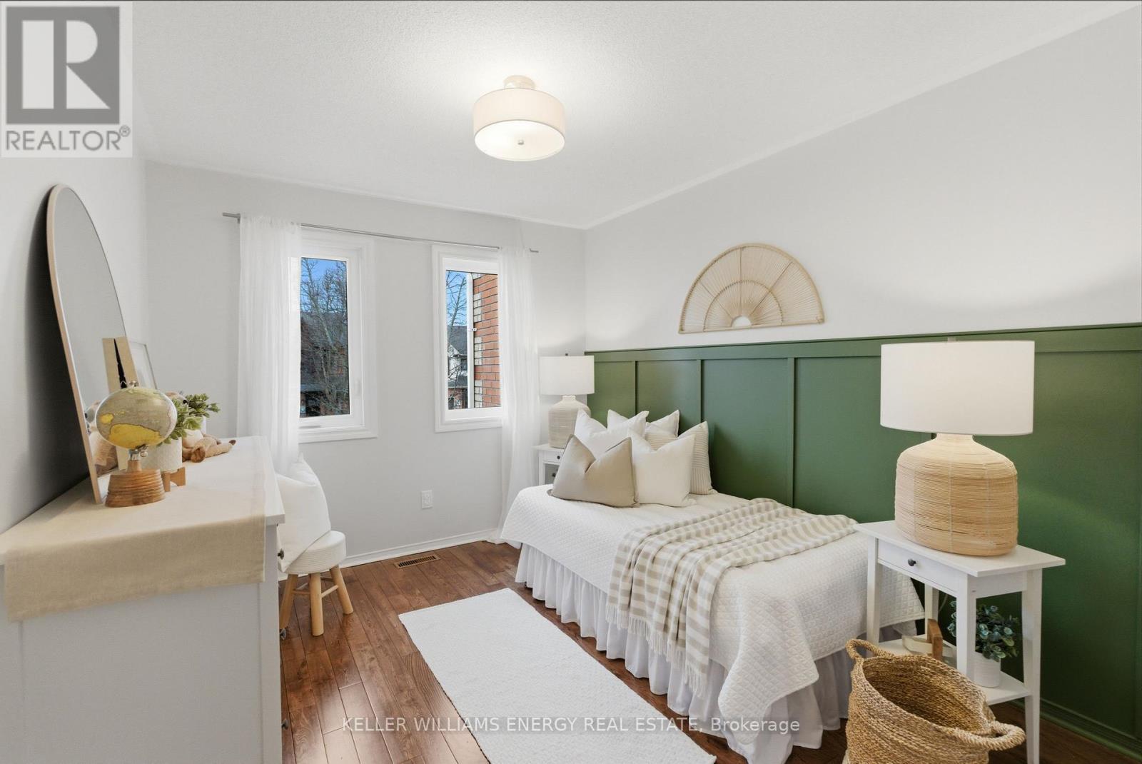 1698 Woodgate Trail, Oshawa, Ontario L1G 8B4 - Photo 16 - E12981756