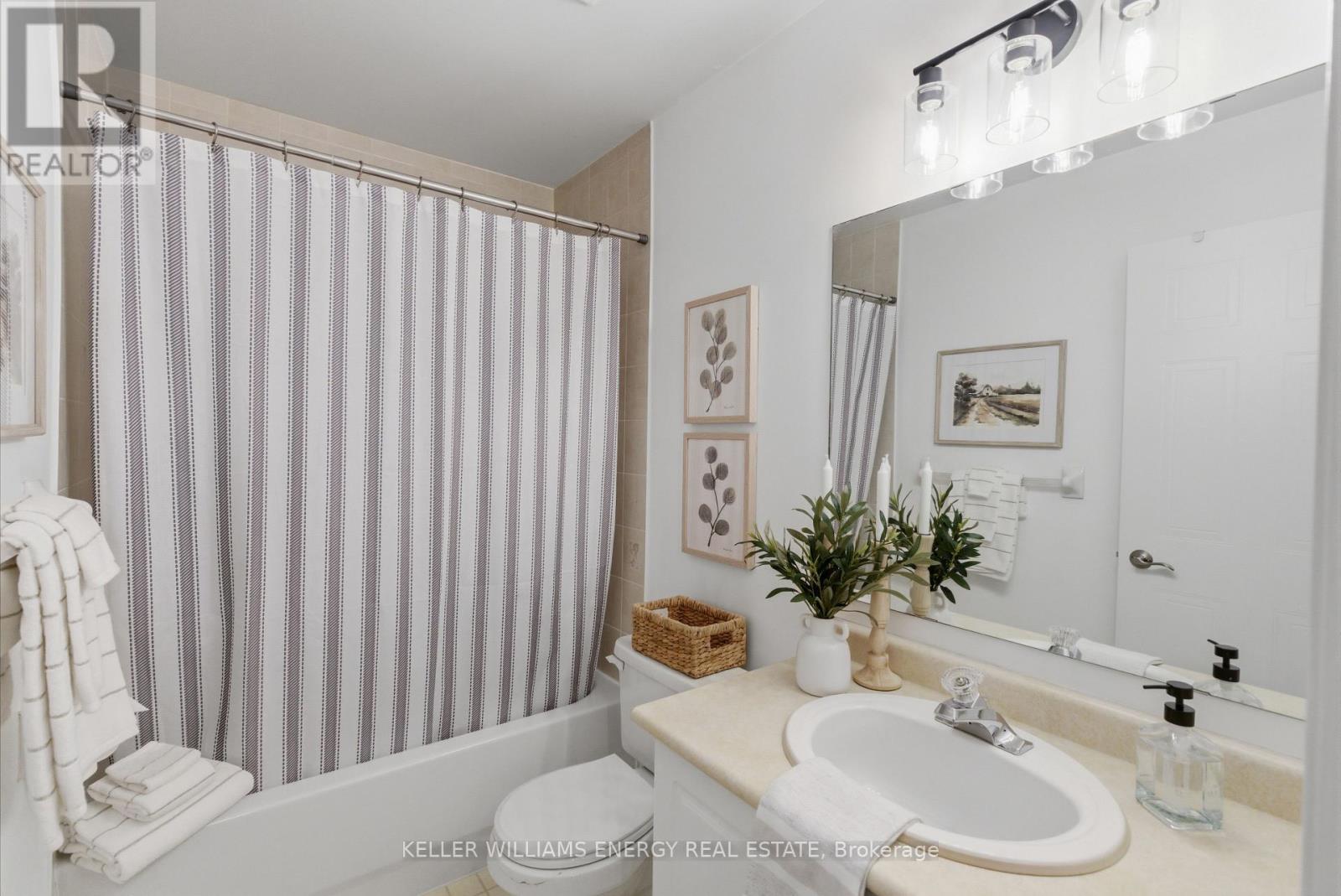 1698 Woodgate Trail, Oshawa, Ontario L1G 8B4 - Photo 20 - E12981756