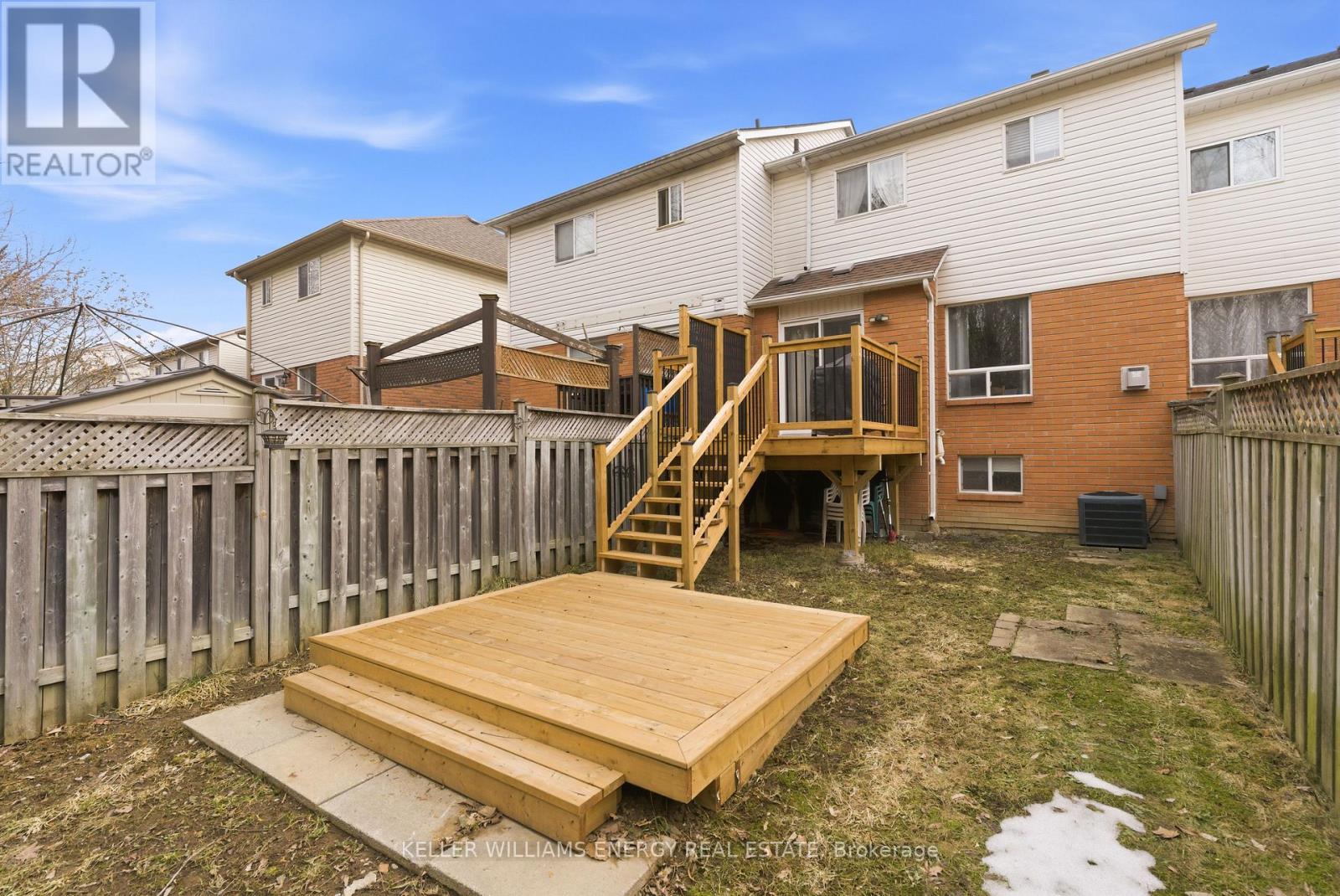 1698 Woodgate Trail, Oshawa, Ontario L1G 8B4 - Photo 31 - E12981756