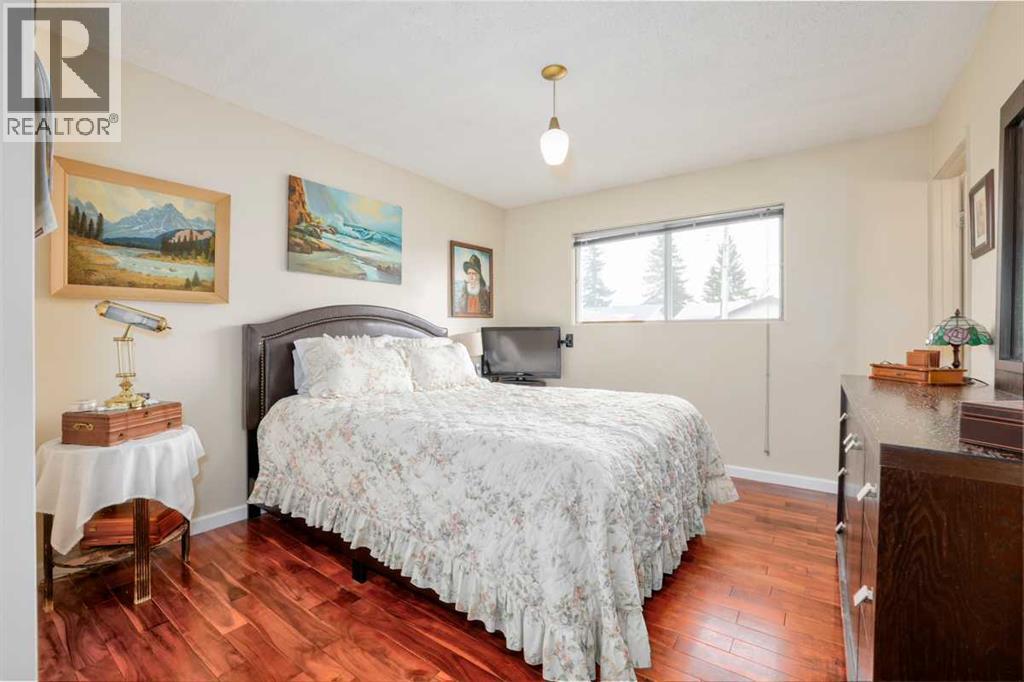 6023 Maddock Drive NE, Calgary, Alberta  T2A 3W3 - Photo 14 - A2296927