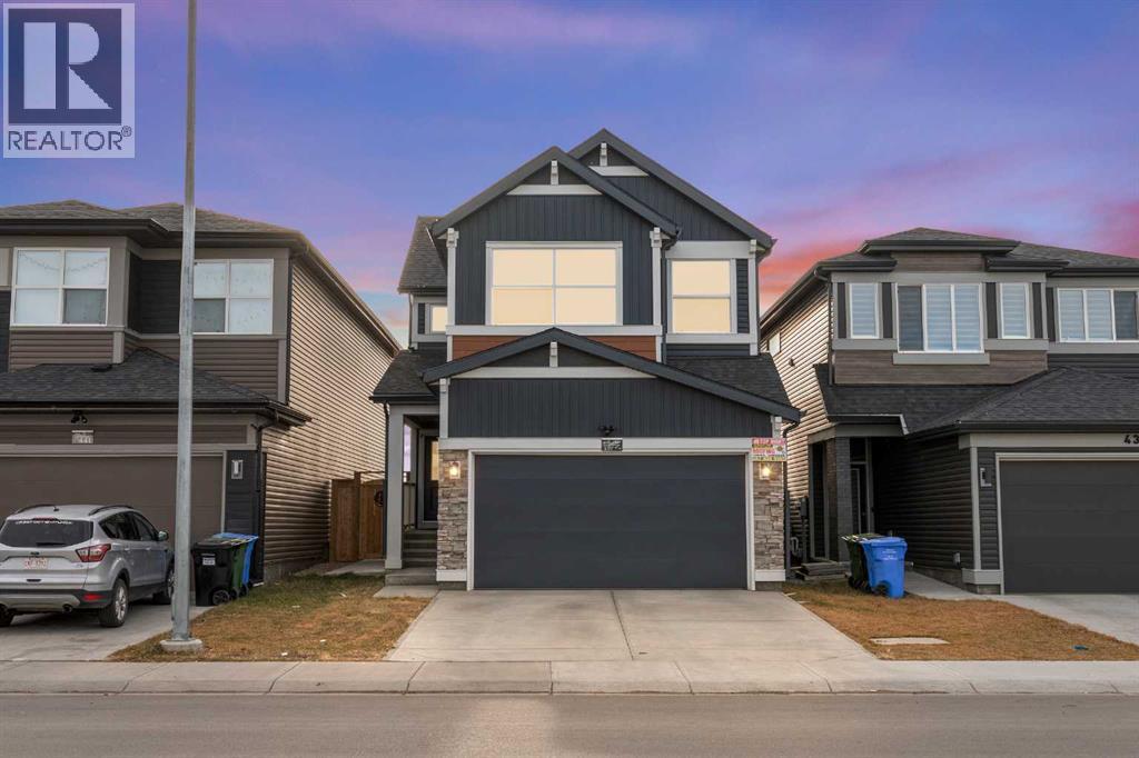 437 Corner Meadows Way NE, Calgary, Alberta