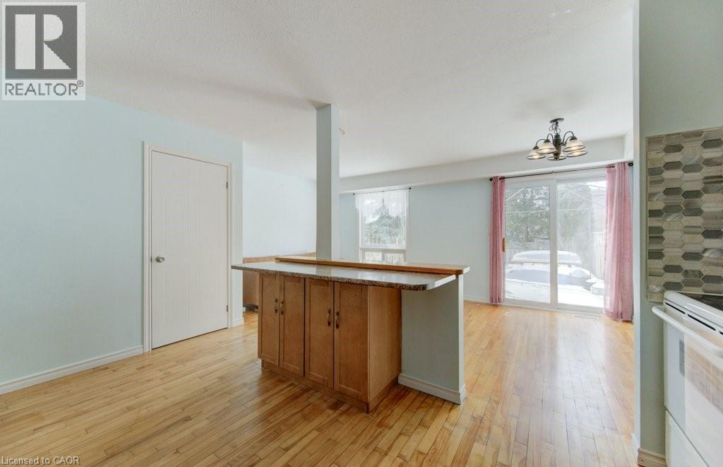 689 Star Flower Avenue Unit# A, Waterloo, Ontario  N2V 2L2 - Photo 12 - 40819559