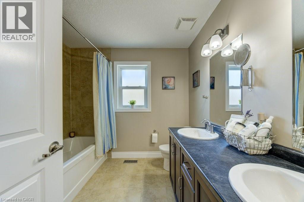 259 Zeller Drive, Kitchener, Ontario  N2A 0B2 - Photo 25 - 40819302