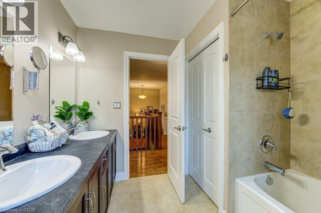 259 Zeller Drive, Kitchener, Ontario  N2A 0B2 - Photo 26 - 40819302