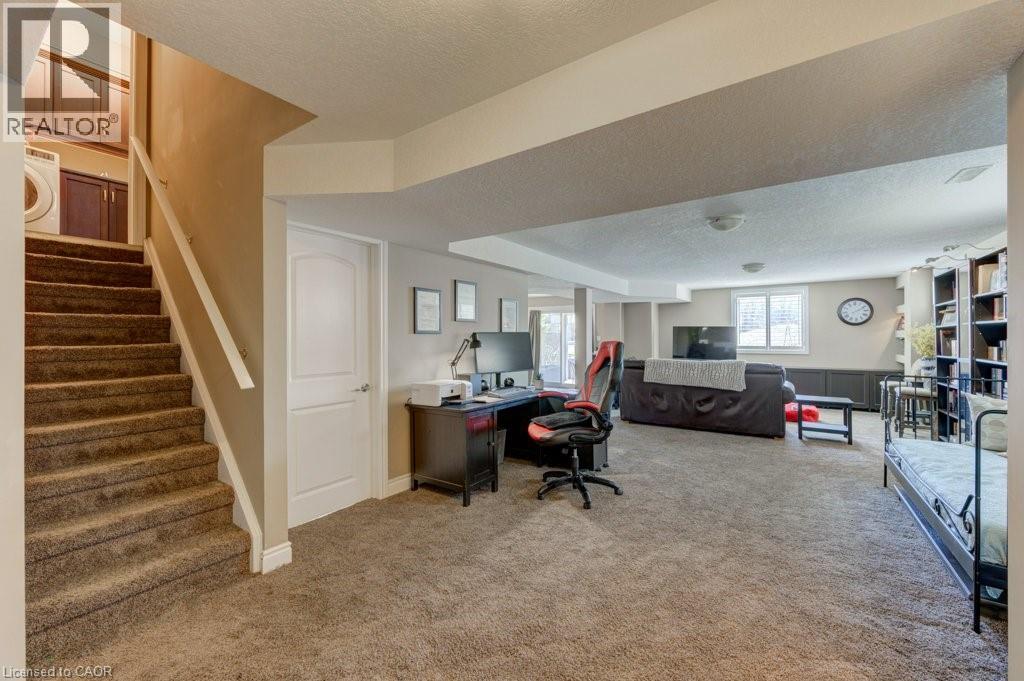 259 Zeller Drive, Kitchener, Ontario  N2A 0B2 - Photo 40 - 40819302