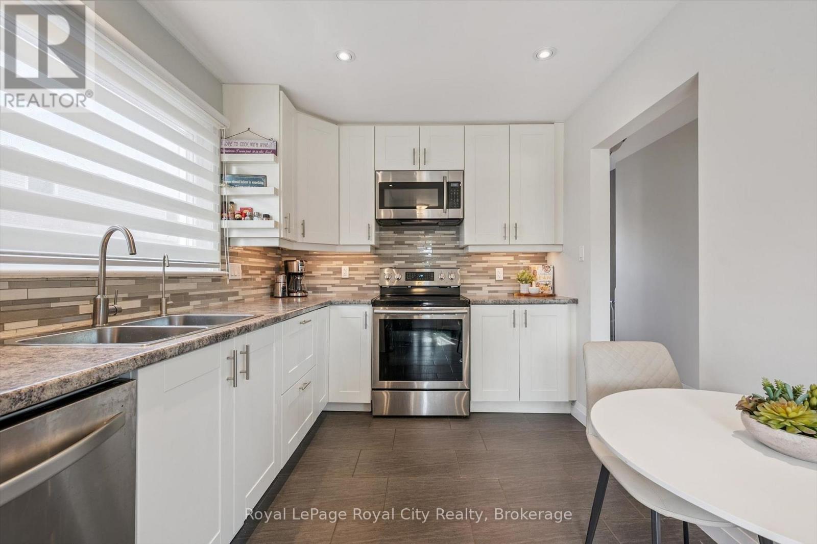 103 William Street, Guelph, Ontario  N1E 5G2 - Photo 10 - X12981714