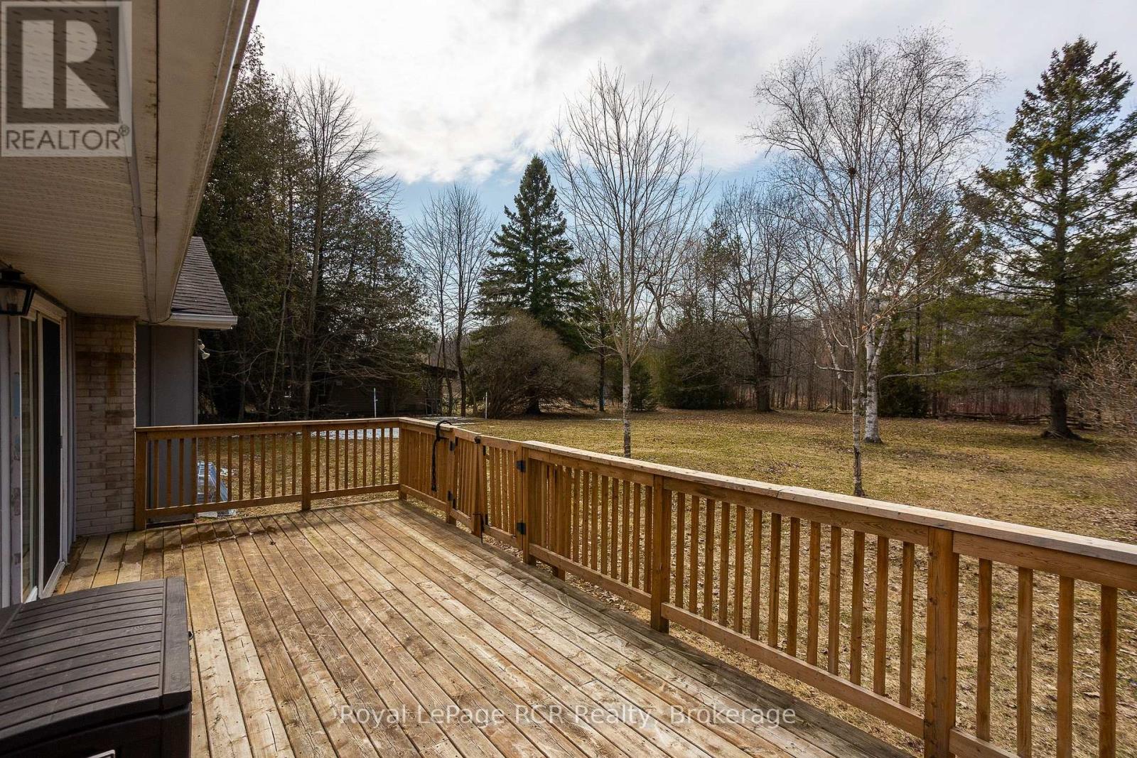 406 Balmy Beach Road, Georgian Bluffs, Ontario  N4K 5N4 - Photo 36 - X12981798