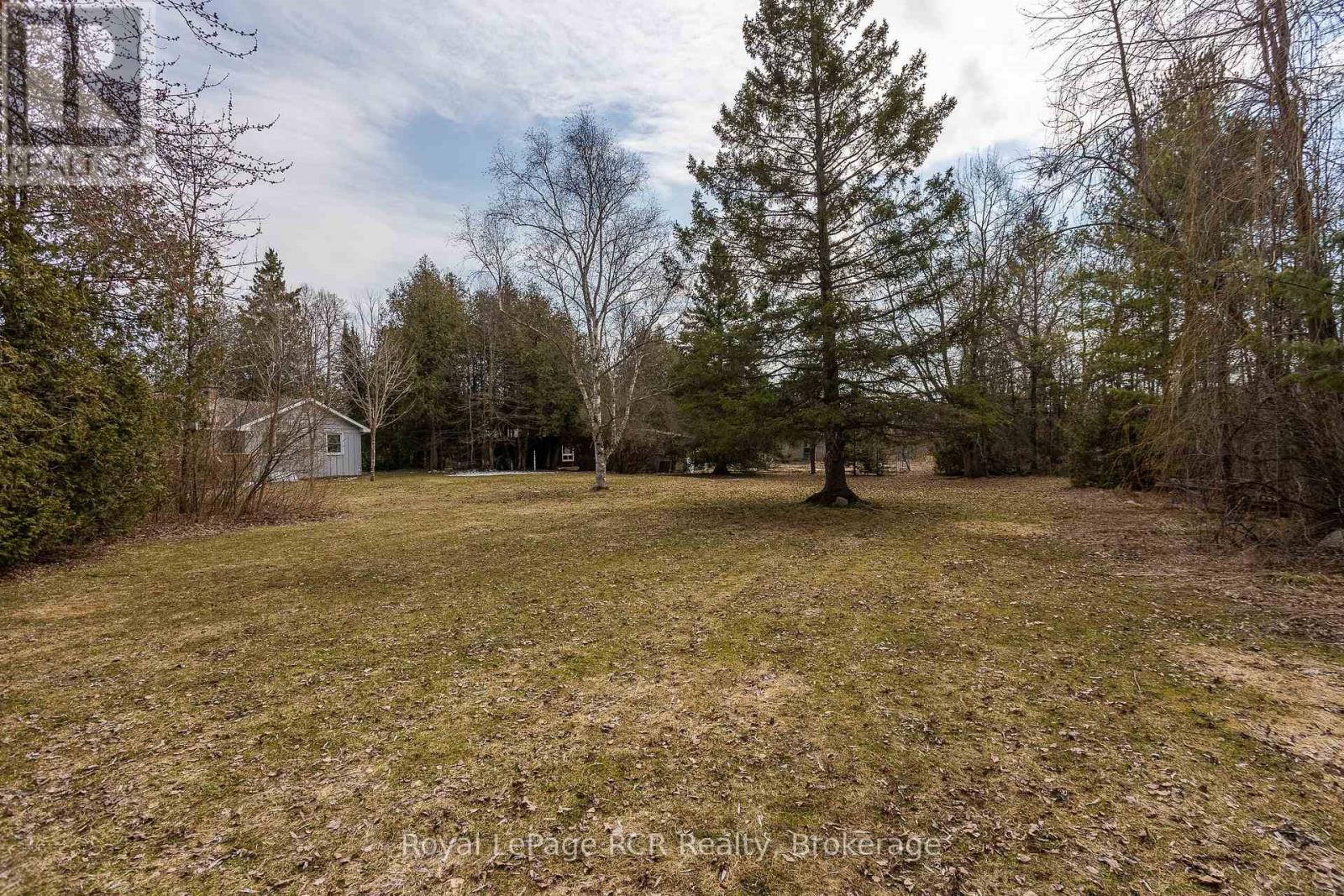 406 Balmy Beach Road, Georgian Bluffs, Ontario  N4K 5N4 - Photo 38 - X12981798
