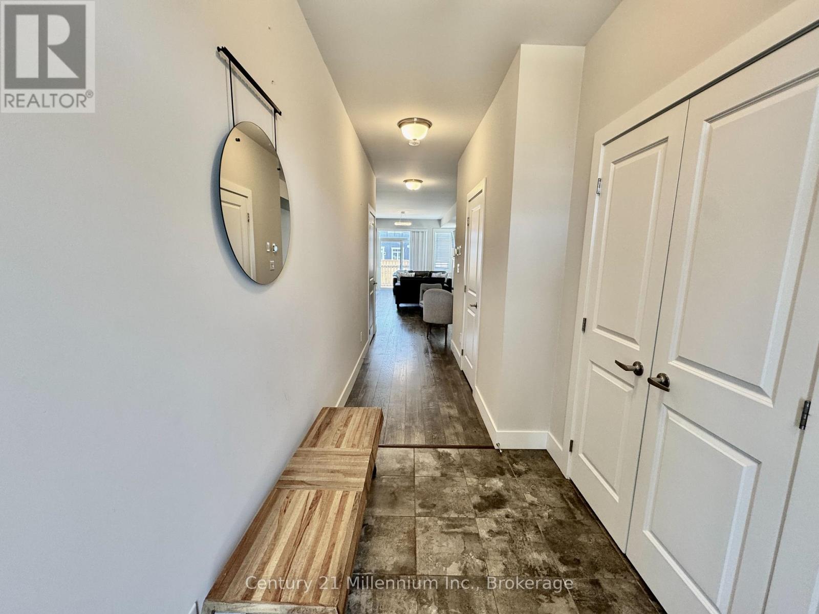 158 Red Pine Street, Blue Mountains, Ontario  L9Y 0Z3 - Photo 3 - X12981870