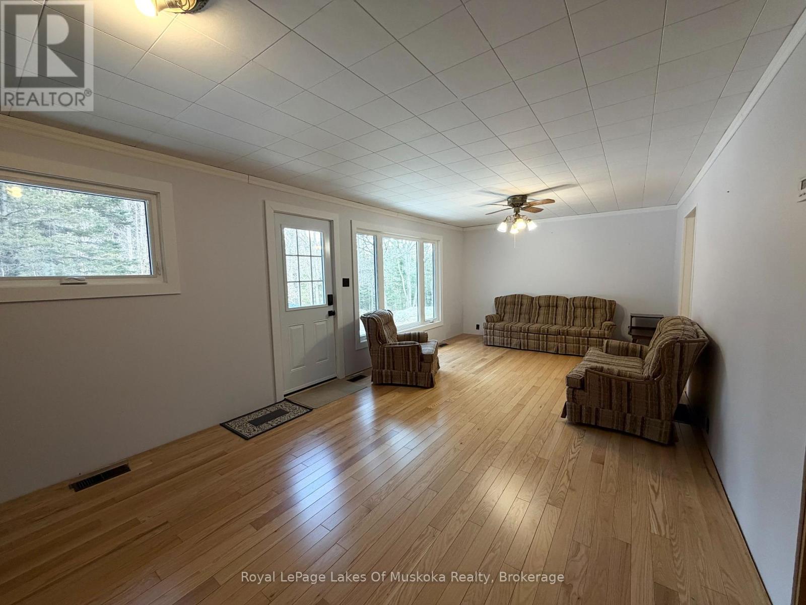 265 Chub Lake Road, Huntsville, Ontario  P1H 1S4 - Photo 14 - X12981874