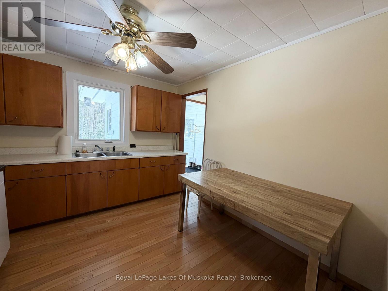 265 Chub Lake Road, Huntsville, Ontario  P1H 1S4 - Photo 15 - X12981874