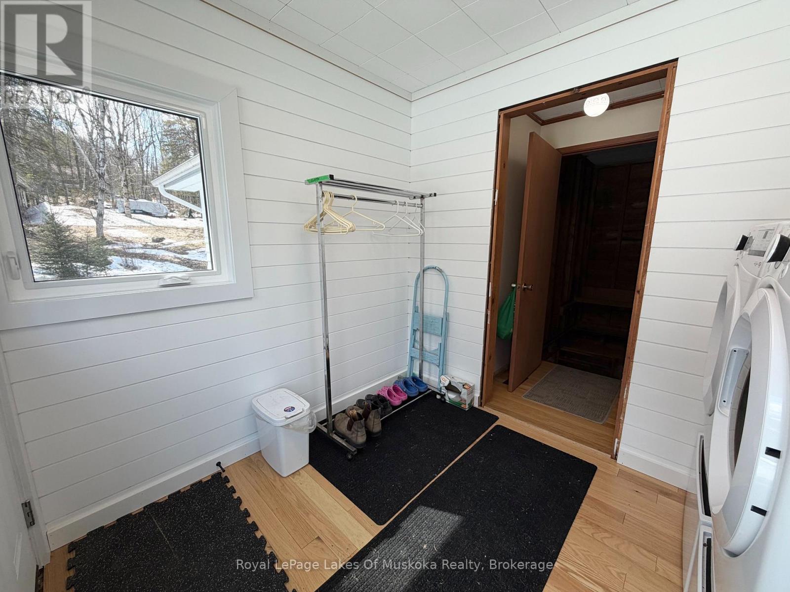 265 Chub Lake Road, Huntsville, Ontario  P1H 1S4 - Photo 7 - X12981874