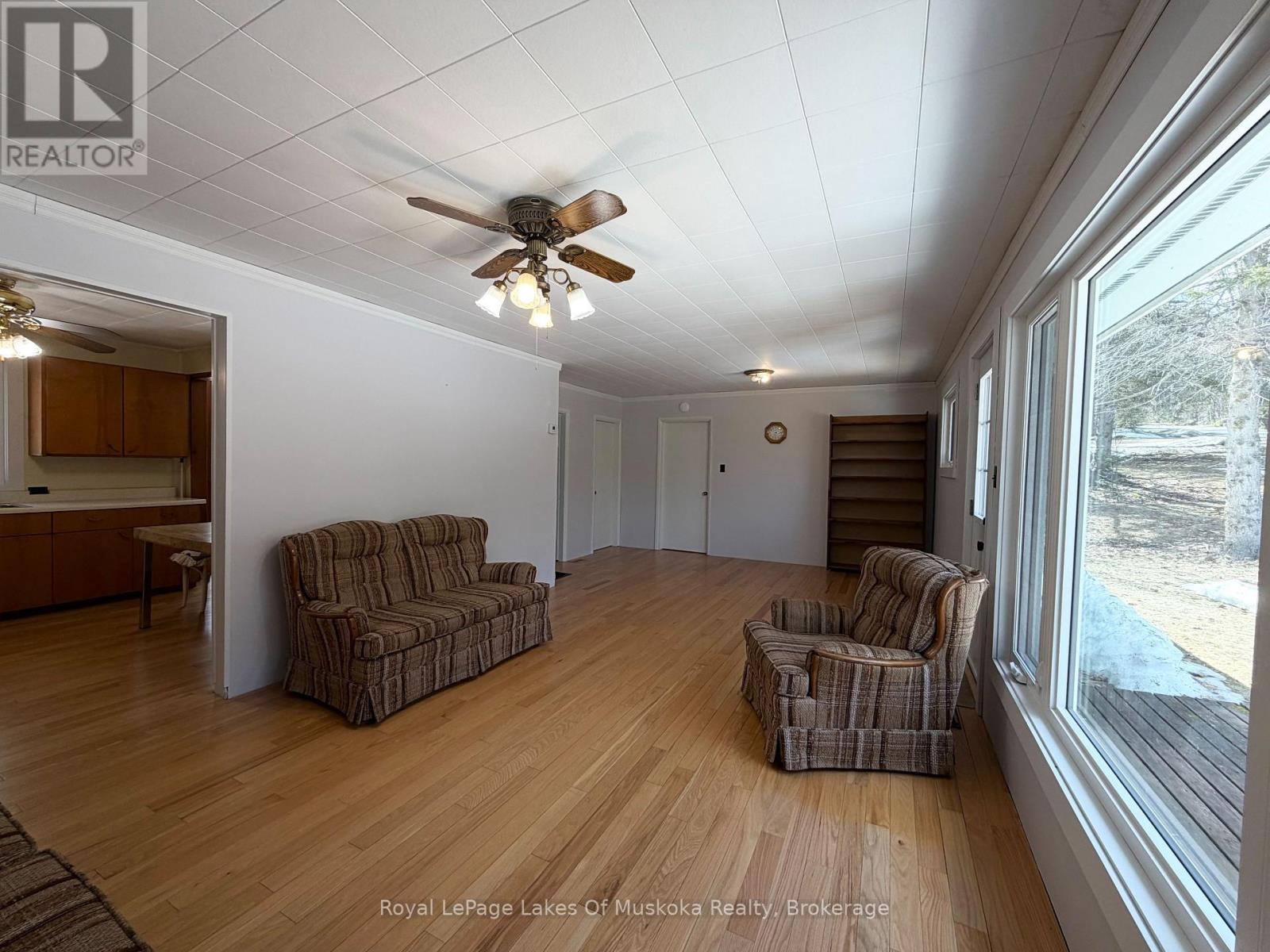 265 Chub Lake Road, Huntsville, Ontario  P1H 1S4 - Photo 9 - X12981874