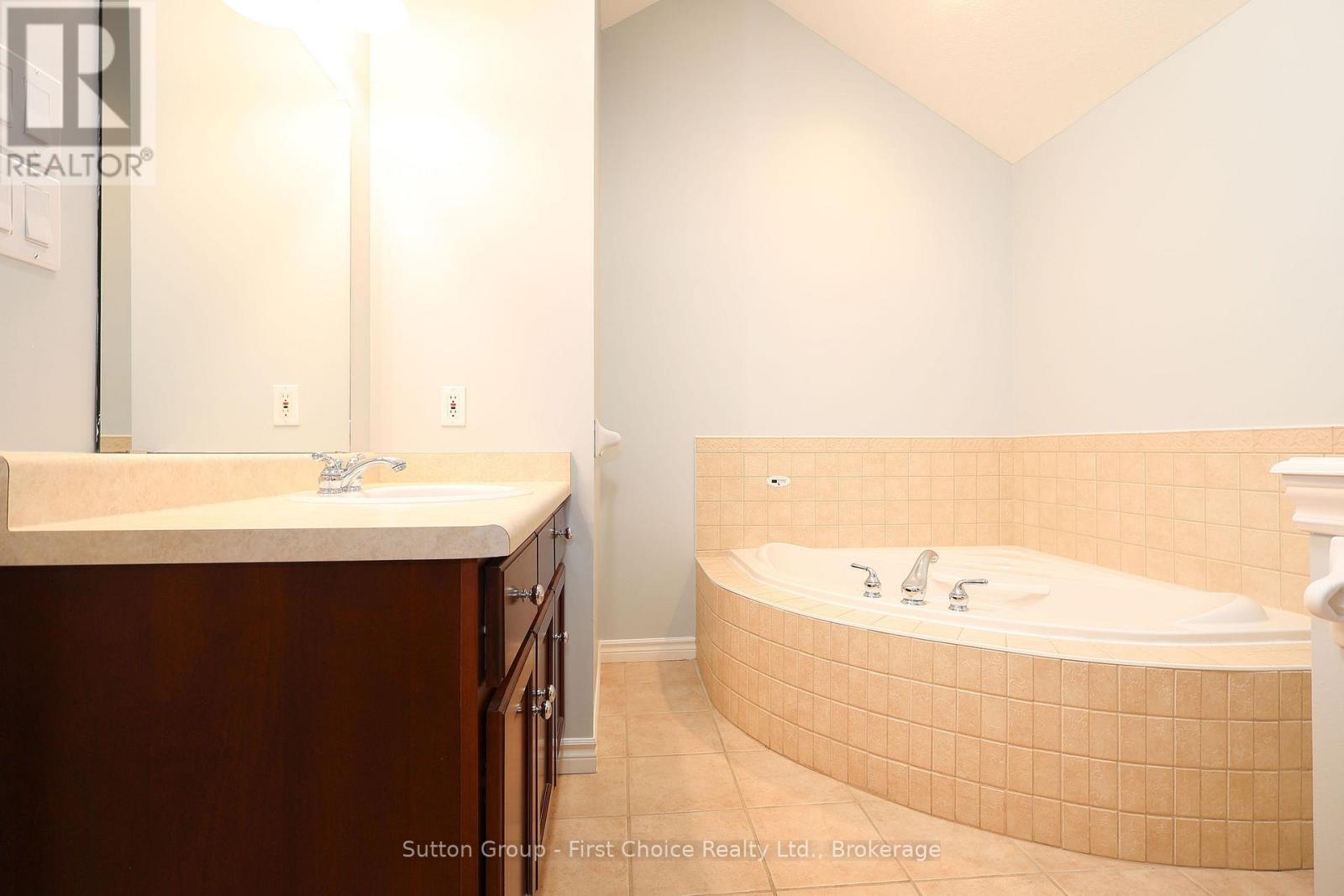 #23 - 59 Eagle Drive, Stratford, Ontario  N5A 7Z1 - Photo 33 - X12981908