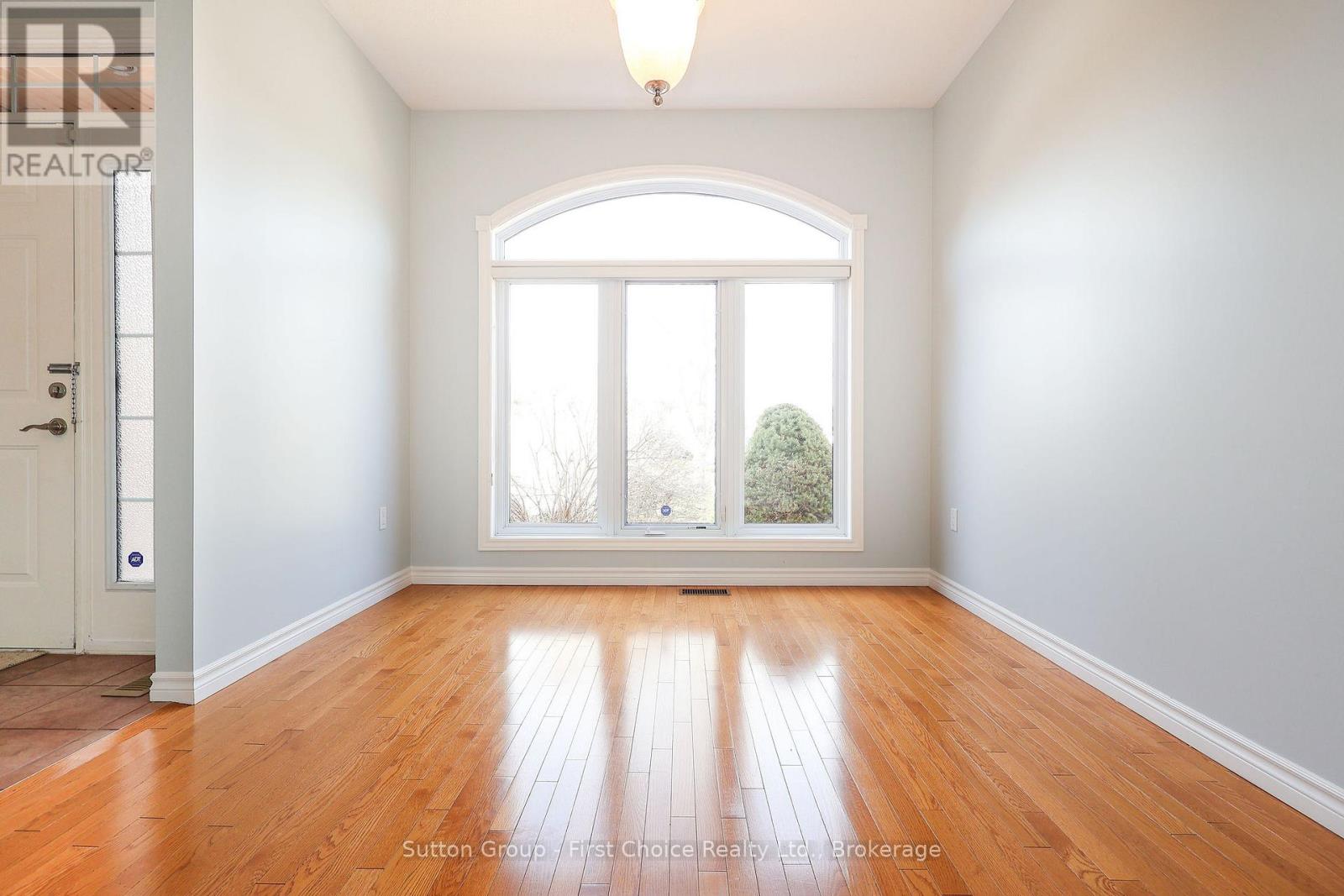 #23 - 59 Eagle Drive, Stratford, Ontario  N5A 7Z1 - Photo 4 - X12981908