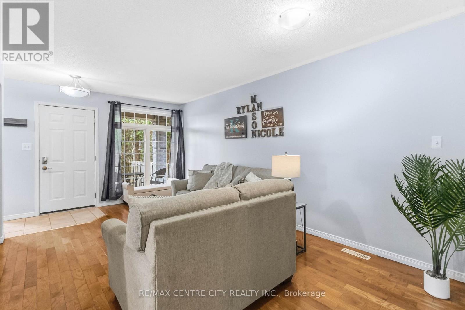 1850 Purcell Drive, London East, Ontario  N5W 6E3 - Photo 11 - X12981722