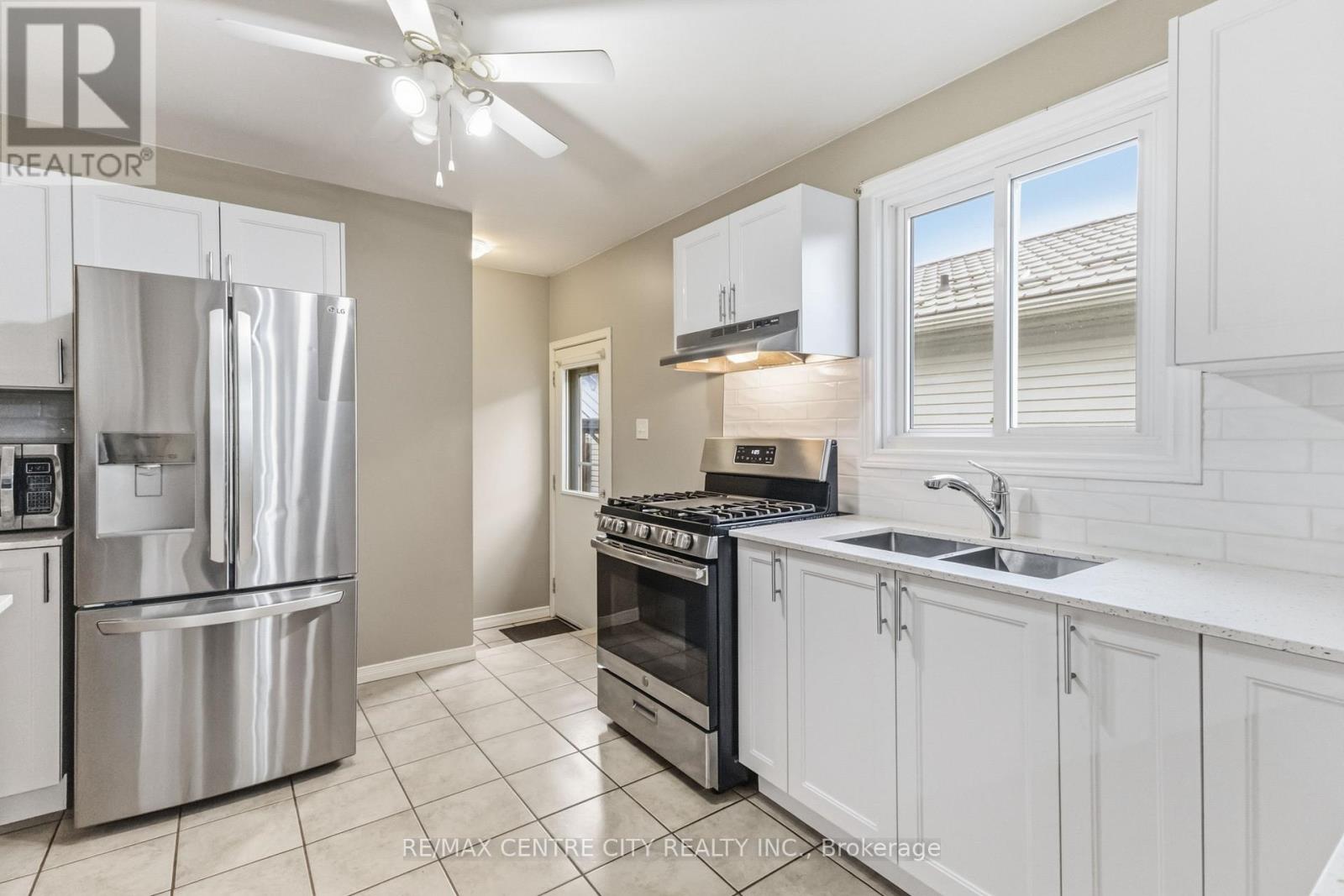 1850 Purcell Drive, London East, Ontario  N5W 6E3 - Photo 24 - X12981722