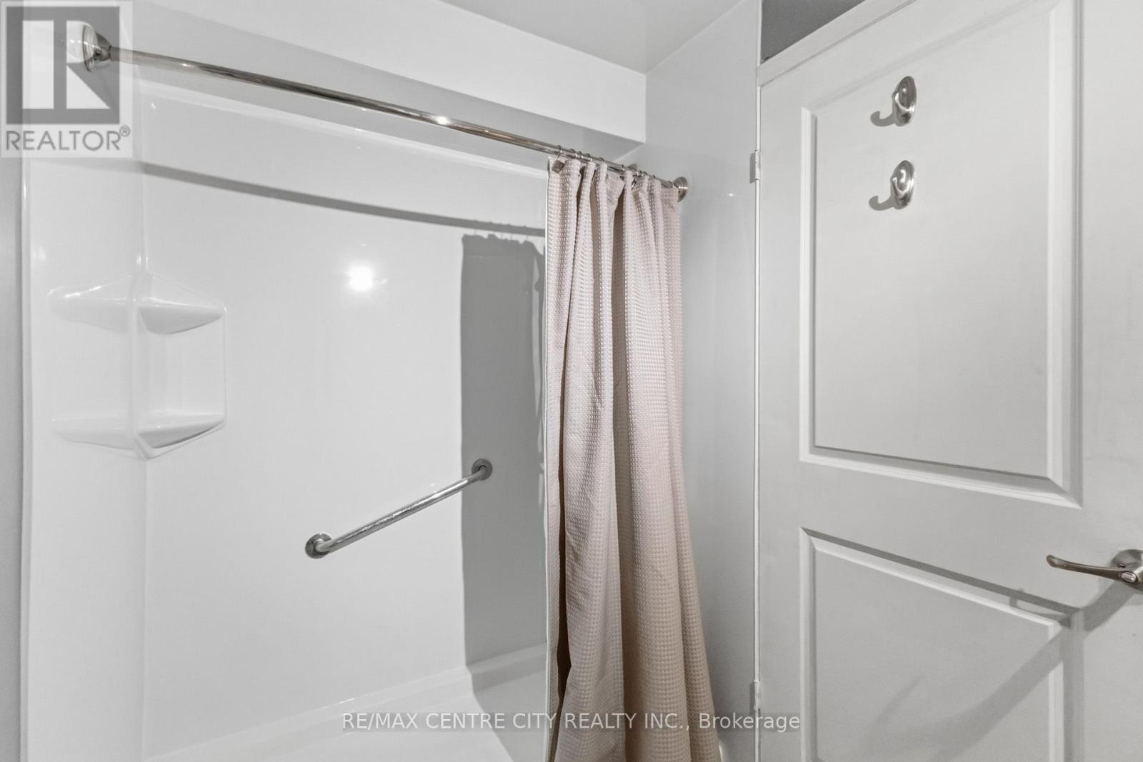 1850 Purcell Drive, London East, Ontario  N5W 6E3 - Photo 39 - X12981722