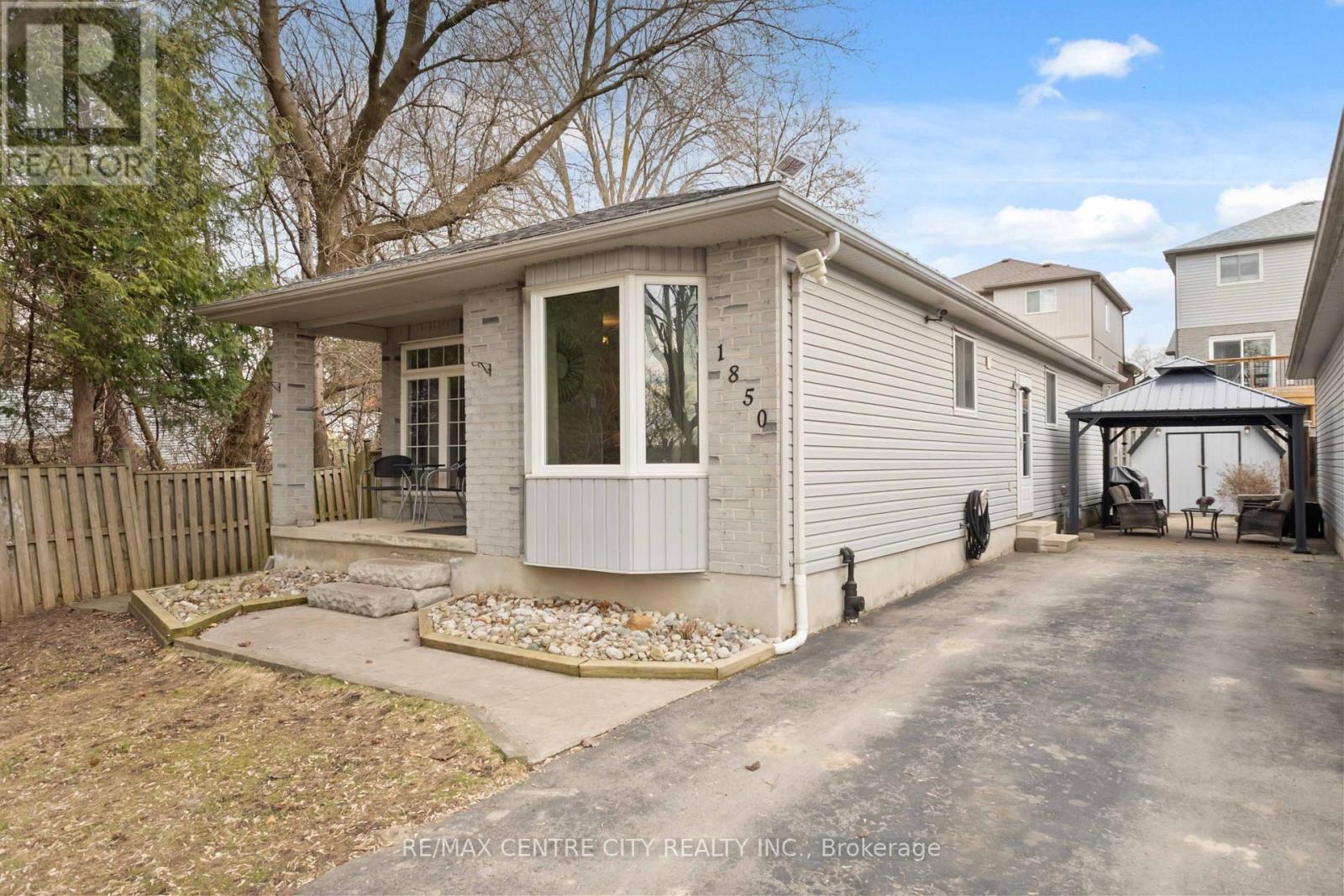 1850 Purcell Drive, London East, Ontario  N5W 6E3 - Photo 6 - X12981722