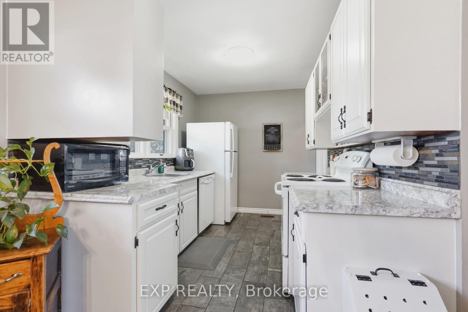 117 Laurentian Drive N, London East, Ontario  N5W 1P1 - Photo 13 - X12981826