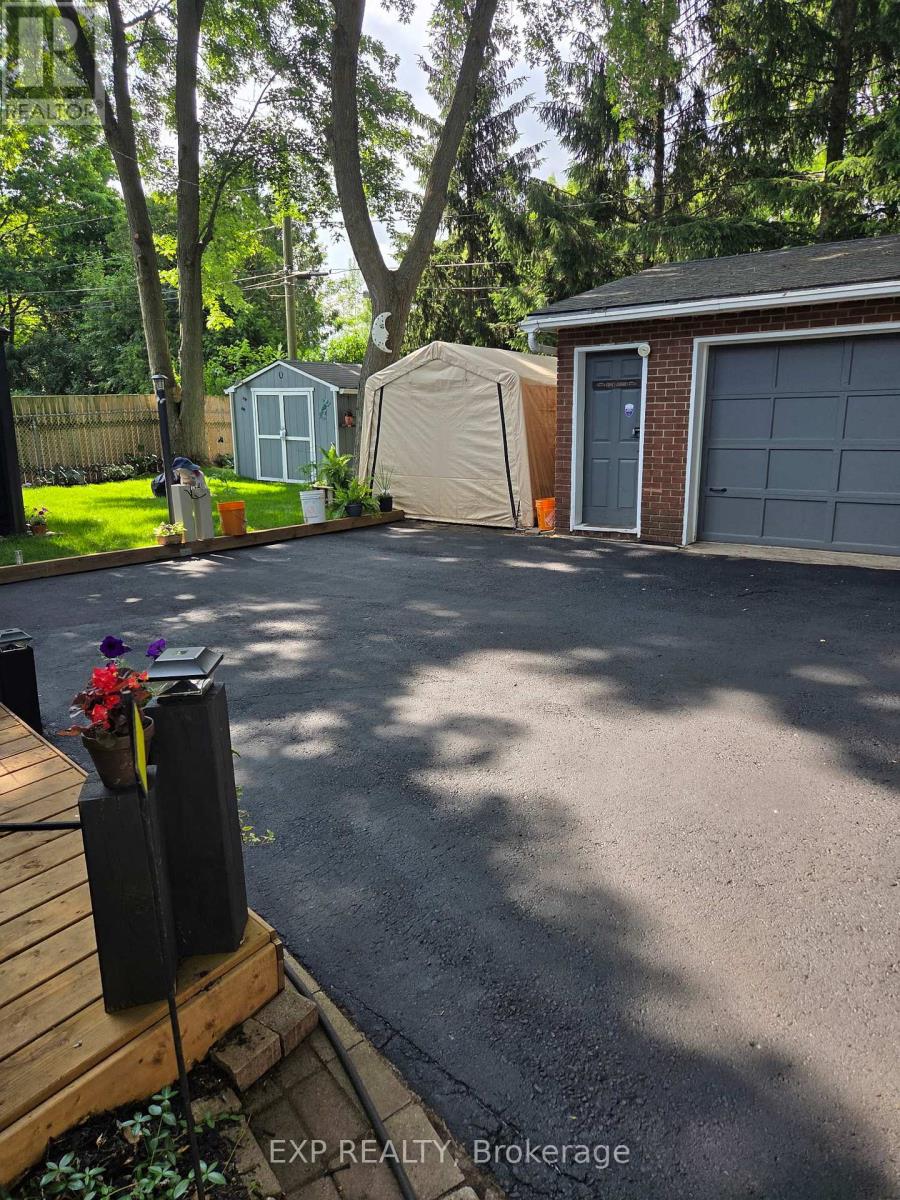 117 Laurentian Drive N, London East, Ontario  N5W 1P1 - Photo 32 - X12981826