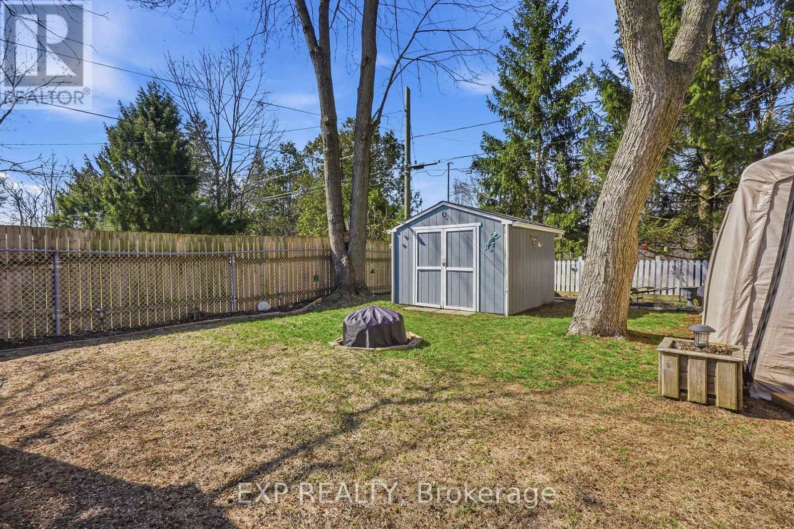 117 Laurentian Drive N, London East, Ontario  N5W 1P1 - Photo 38 - X12981826