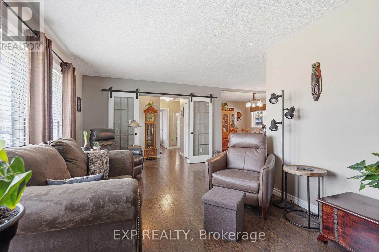 117 Laurentian Drive N, London East, Ontario  N5W 1P1 - Photo 7 - X12981826