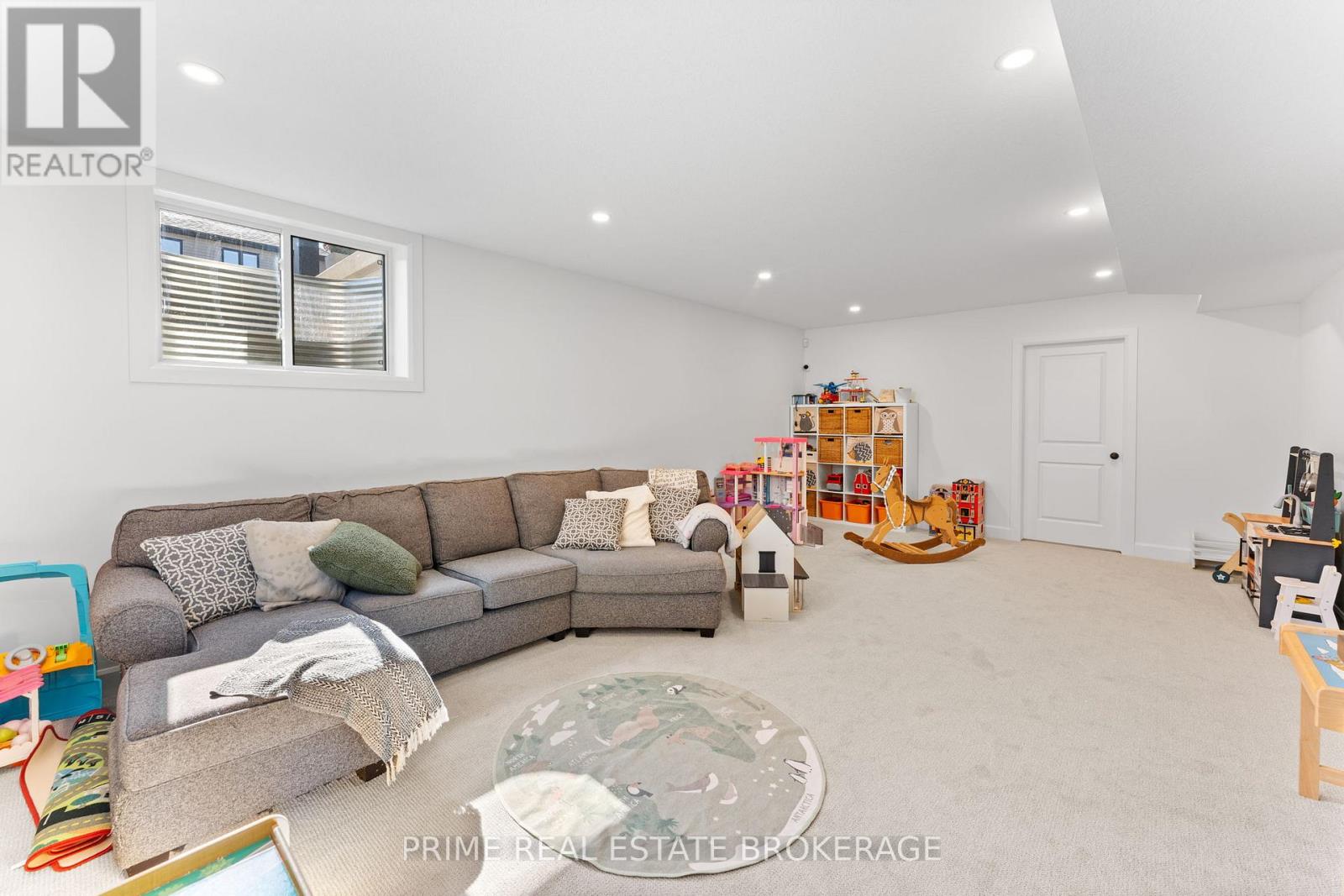 1969 Buroak Crescent, London North, Ontario  N6G 3X9 - Photo 41 - X12981834