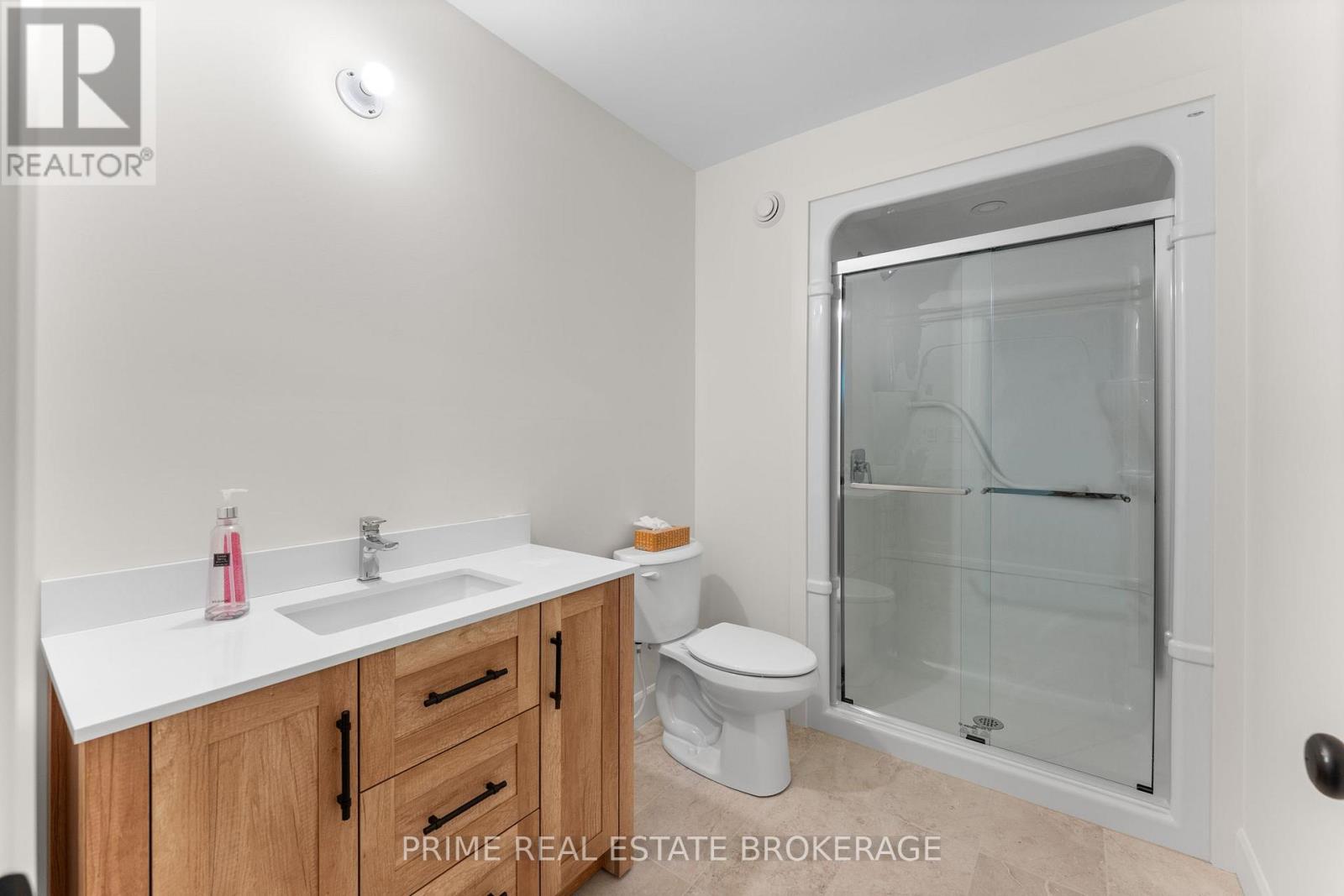 1969 Buroak Crescent, London North, Ontario  N6G 3X9 - Photo 43 - X12981834