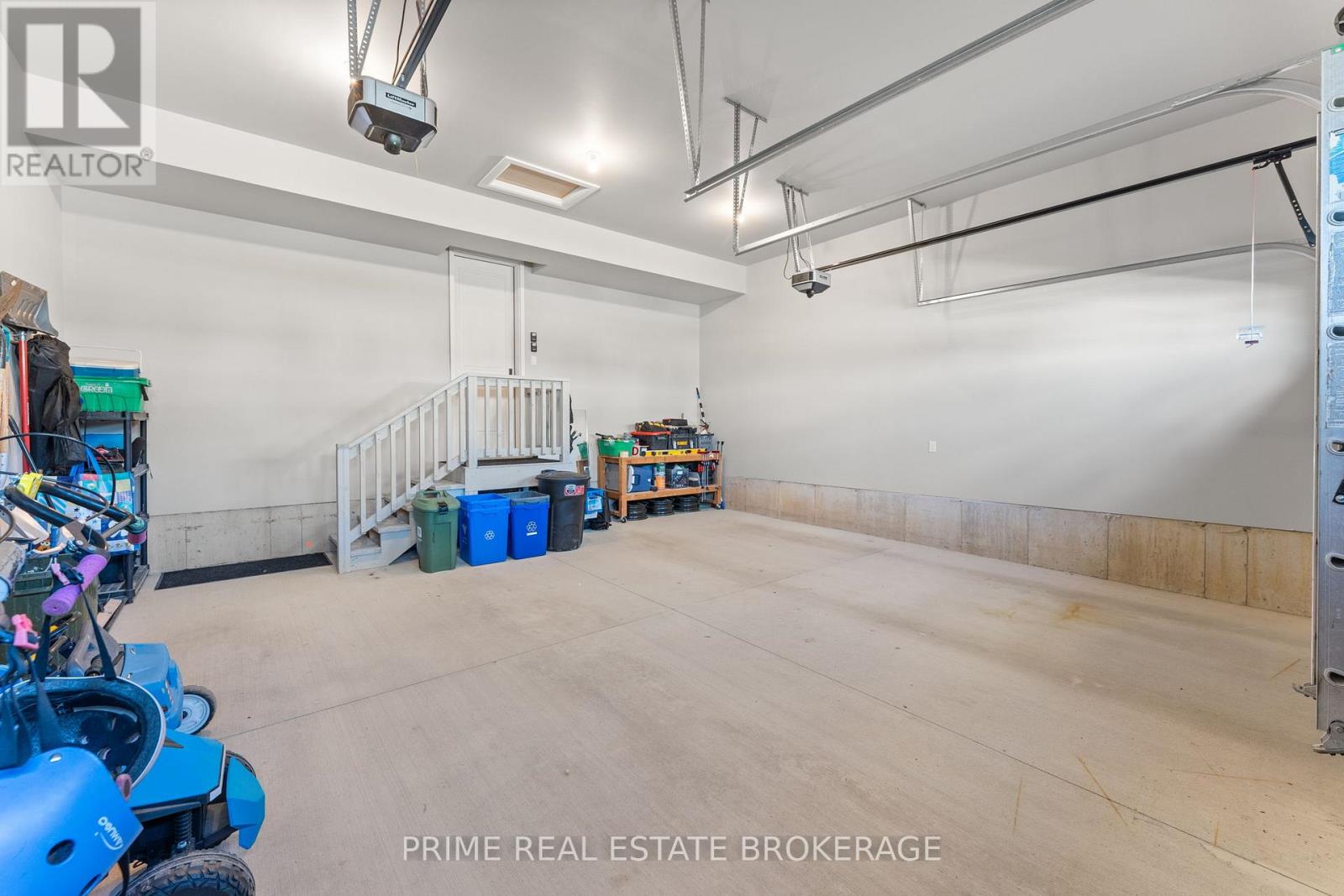 1969 Buroak Crescent, London North, Ontario  N6G 3X9 - Photo 44 - X12981834