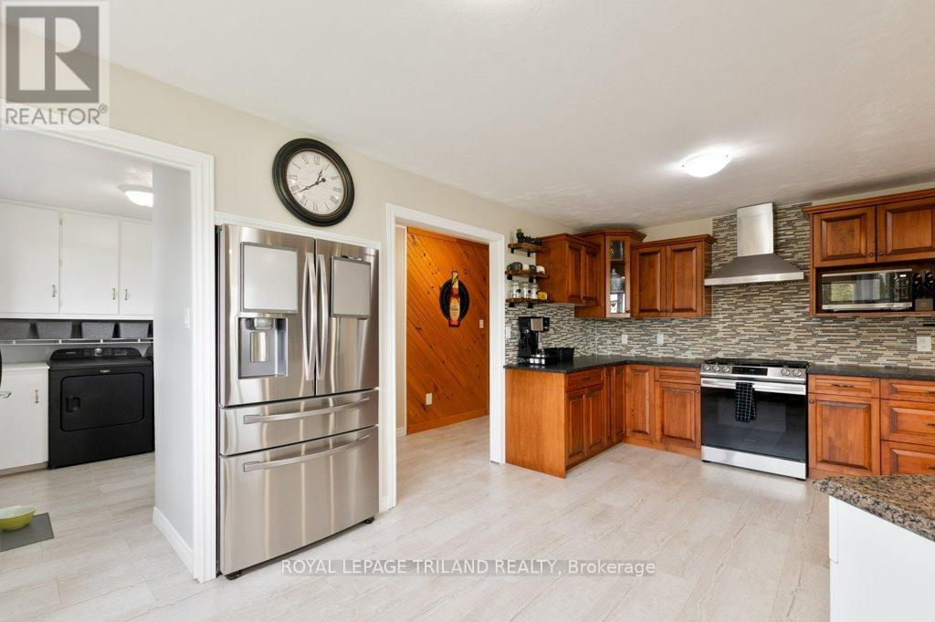 51218 Nova Scotia Line, Malahide, Ontario  N5H 2R2 - Photo 21 - X12981868