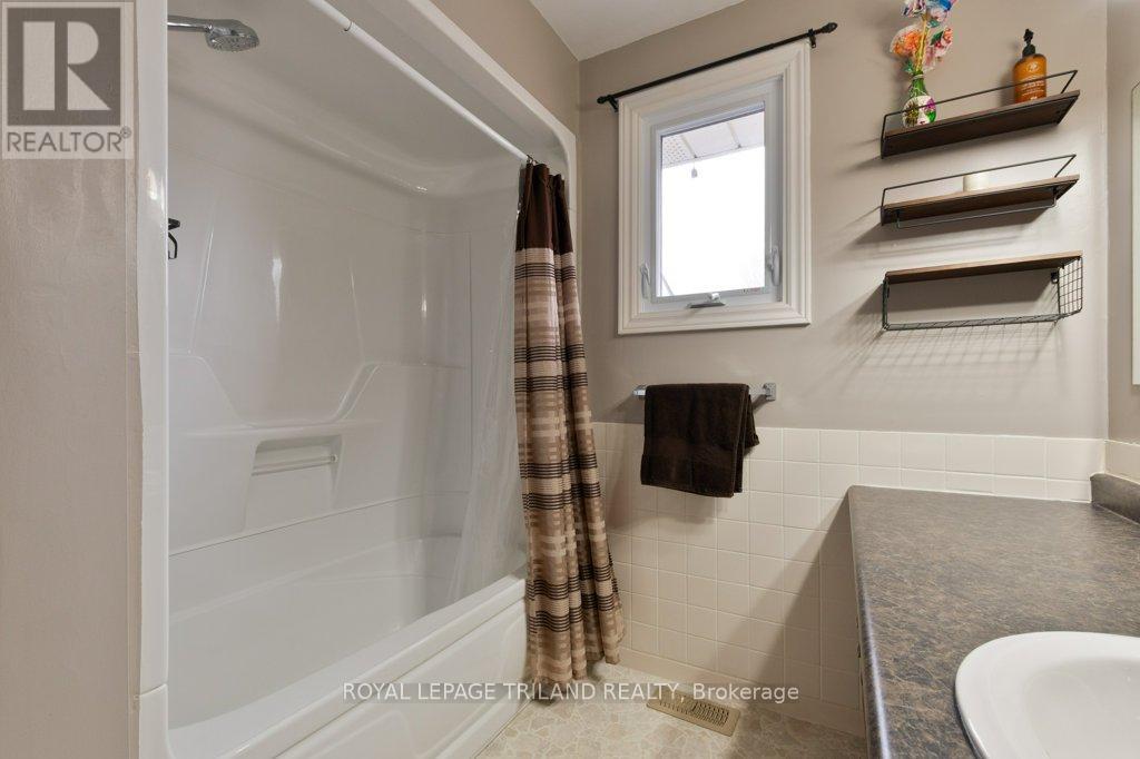 51218 Nova Scotia Line, Malahide, Ontario  N5H 2R2 - Photo 28 - X12981868