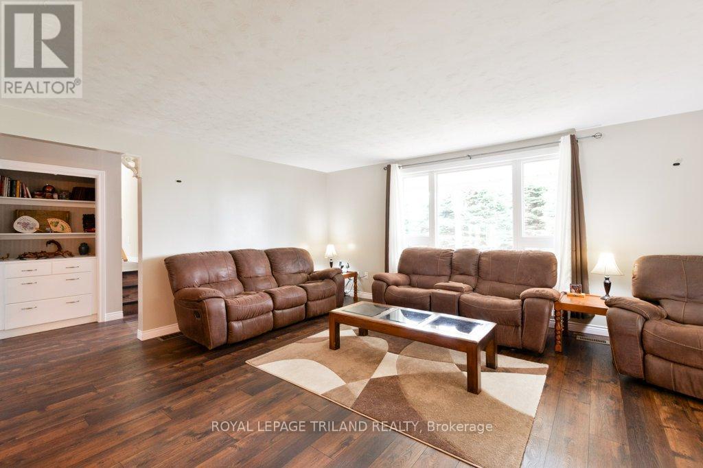 51218 Nova Scotia Line, Malahide, Ontario  N5H 2R2 - Photo 5 - X12981868