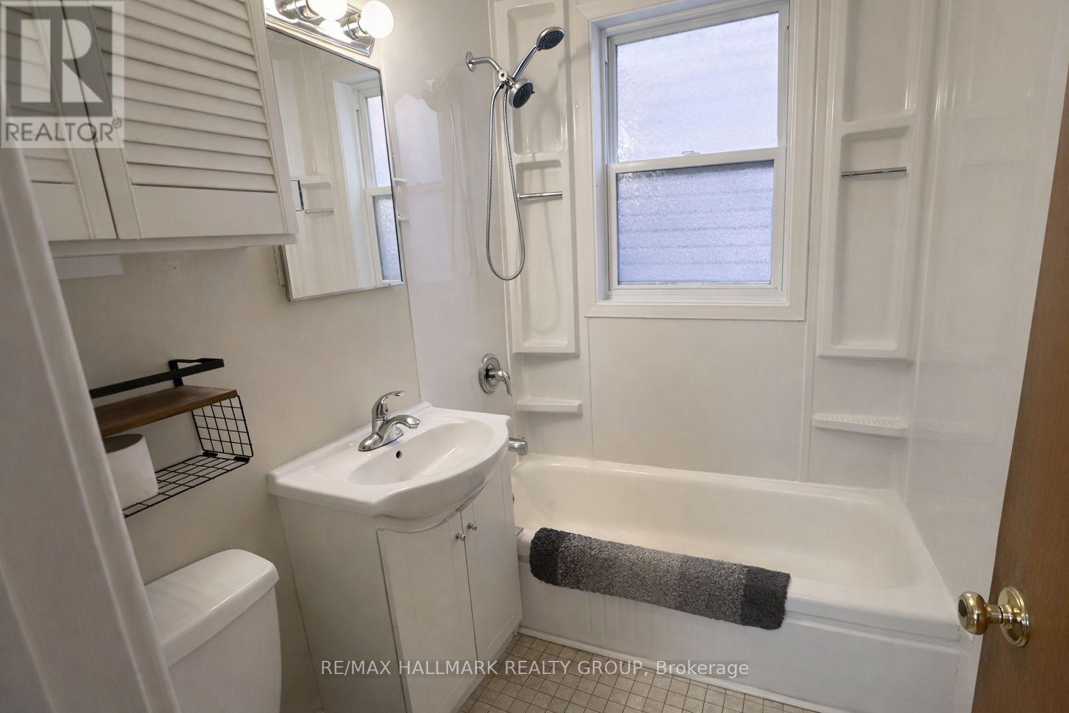 1 - 86 Gilchrist Avenue, Ottawa, Ontario  K1Y 0M8 - Photo 10 - X12981748